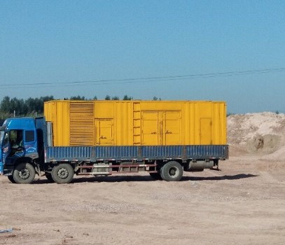 岳普湖海拔3000m以上地区的变压器外绝缘距离应如何确定？