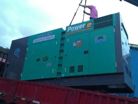 岳普湖空气滤清器的更换周期一般是多久？